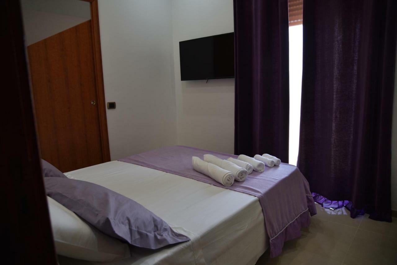 B&B Terronia Napels Buitenkant foto